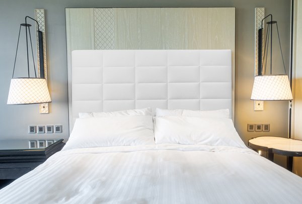 Aitana. Cabecero de Cama. Polipiel. Alto: 117 cm (para 135 o 150)