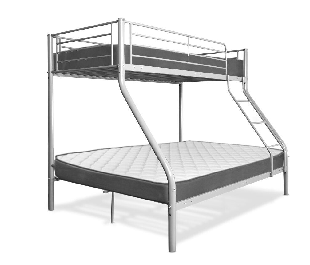 Offre : Lit superposé double en métal + 2 matelas